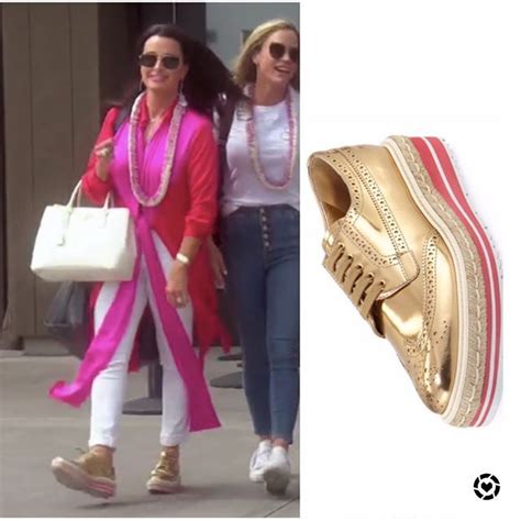 kyle richards gold gucci shoes|Kyle Richards Shares an Amazing Bottega Dupe From Amazon.